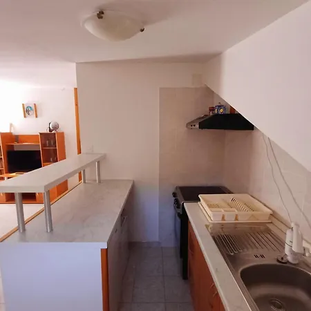 Mihaela Apartment